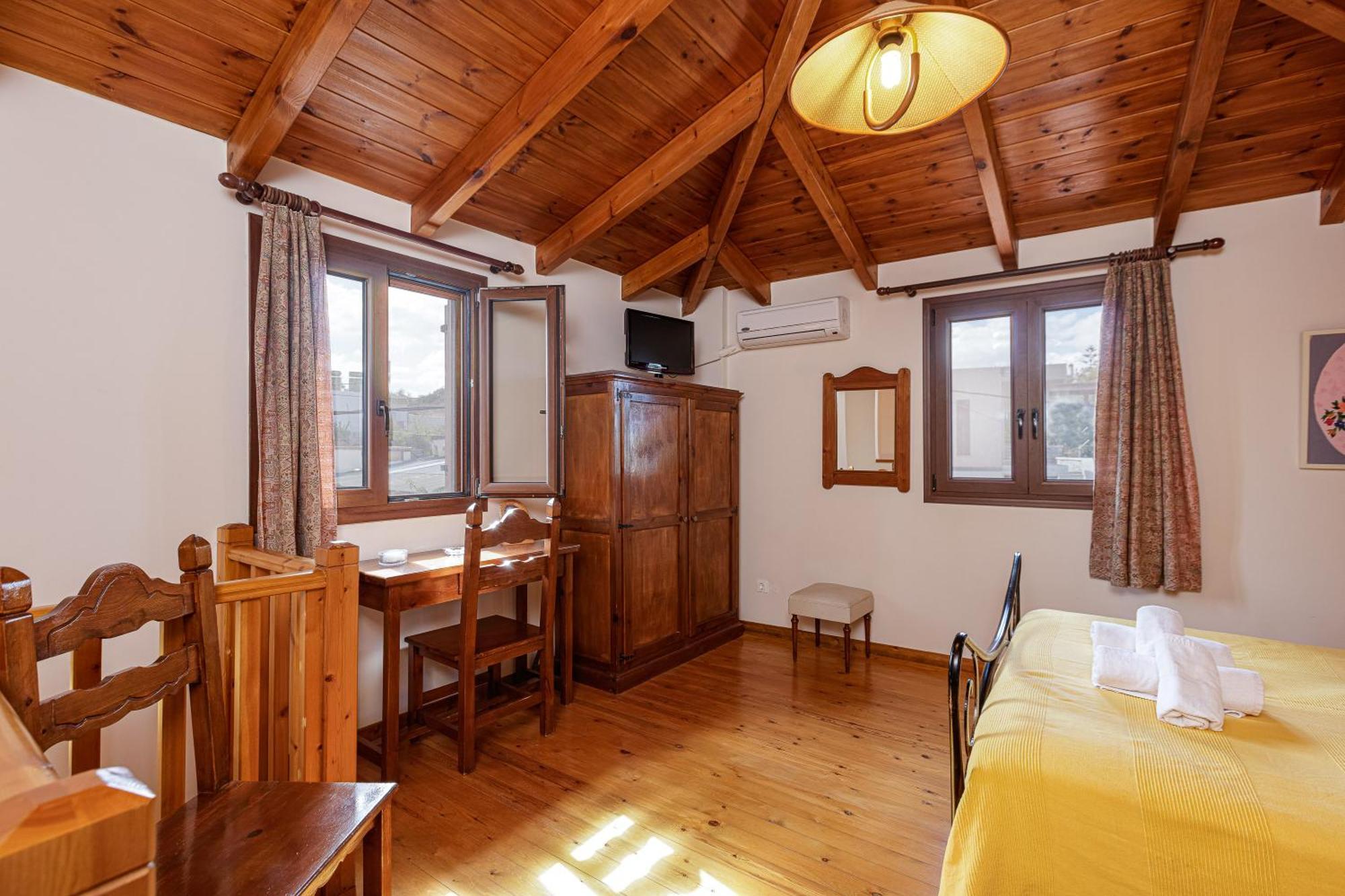 Pension Lucy Pánormos 部屋 写真
